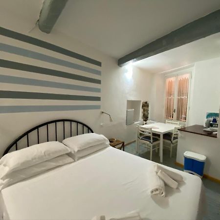 Carugio Rooms Vernazza Bagian luar foto